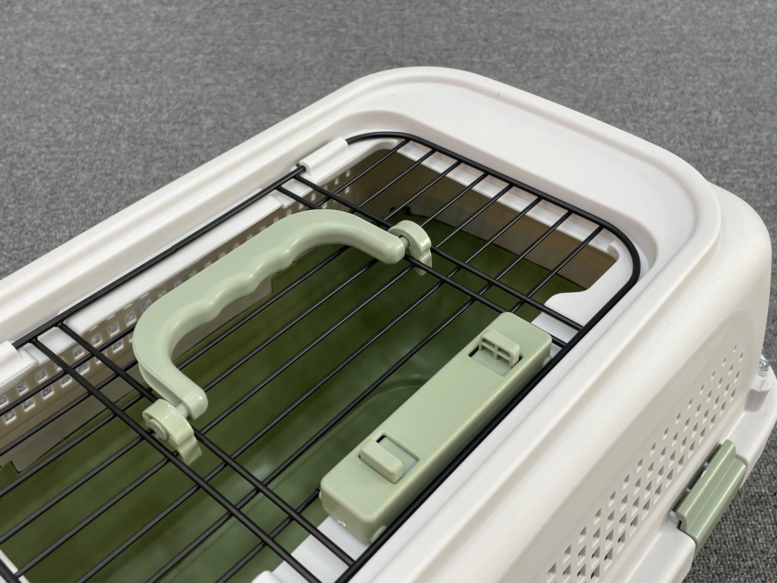YES4PETS Medium Pet Carrier (Green)